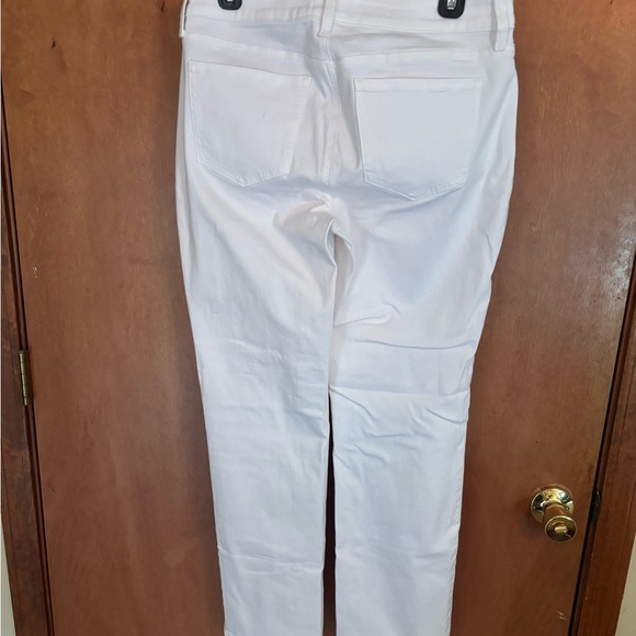 NYDJ Not Your Daughter’s Jeans Marilyn Straight white jeans size 8P - Picture 2 of 4